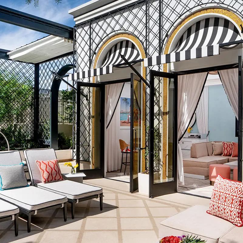 Cover Image for AWS re:Invent AI Lunch & Relaxation Lounge by Vercel