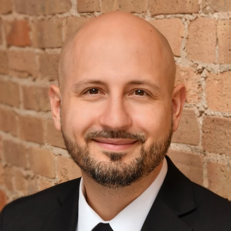 Cover Image for Unleash AI in Canva: Faster, Easier, Better with Noel Marrero