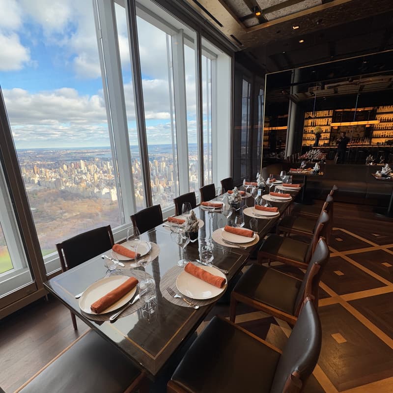 Cover Image for Family office lunch by Resident