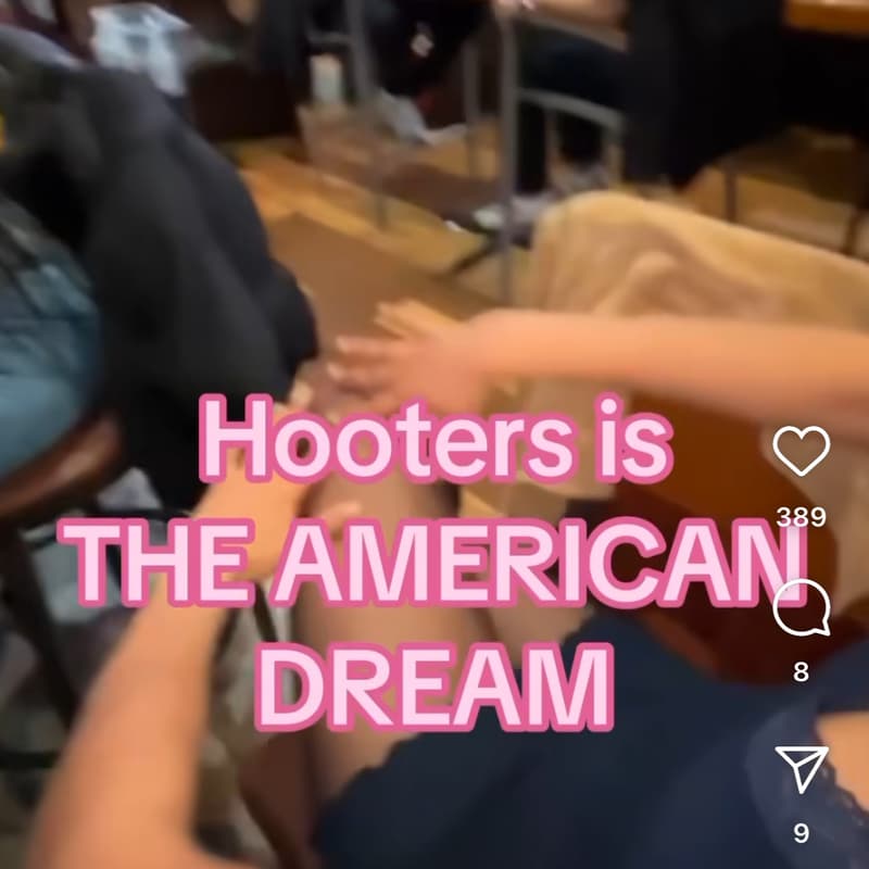 Cover Image for Everybody Goes To A Hooter’s