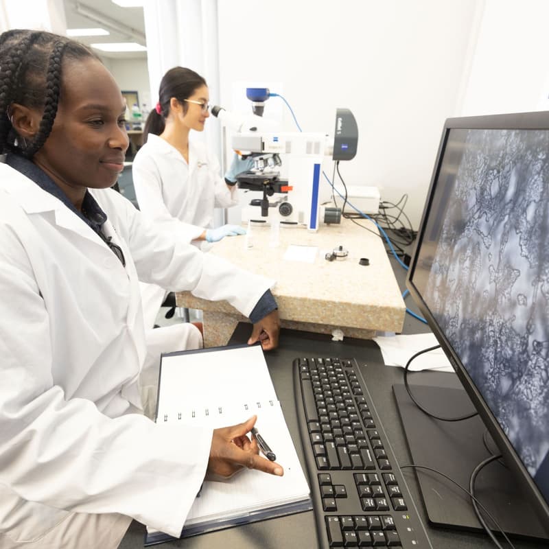Cover Image for Tour of Innovate Calgary Life Sciences Innovation Hub