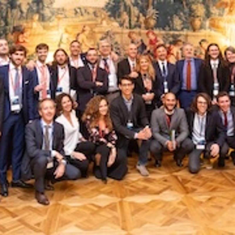 Cover Image for The pulse of progress: Italian ideas that transform - THE AGE OF AI