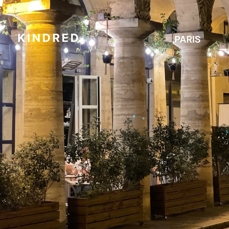 Cover Image for Kindred Paris: Member Cocktail Hour 🇫🇷🍸💫