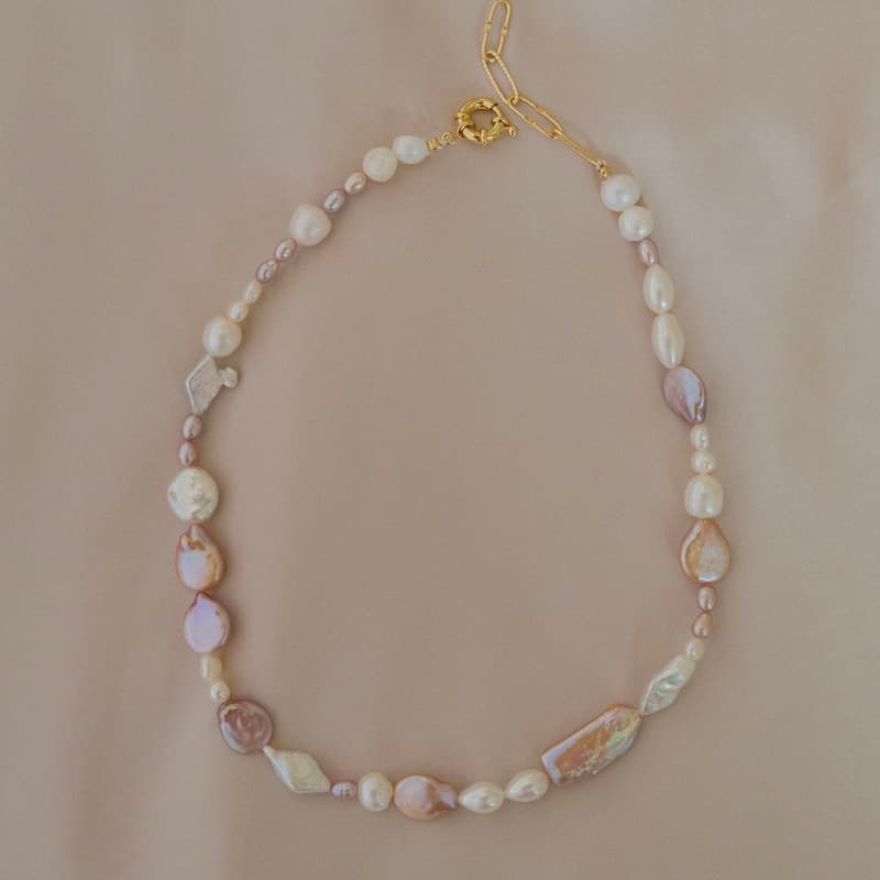 Cover Image for Galentine's Pearl Necklace Beading With FrayPearls