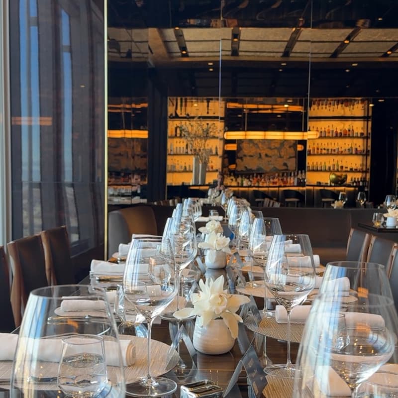 Cover Image for 10 founders, 100th floor, 1 lunch