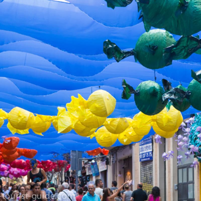 Cover Image for Festa Major de Gracia - Invite a Friend