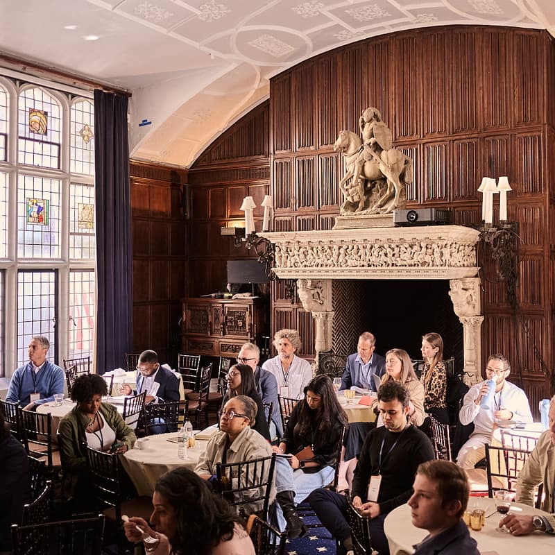 Cover Image for The Drawing Room: An AI and Leadership Salon