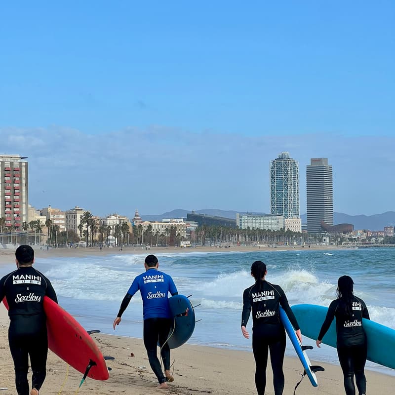 Cover Image for Clase de surf 🏄🏼 1h30 en grupo
