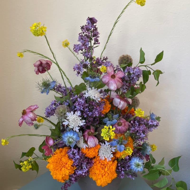 Cover Image for Flowers & Mocktails: A Spring Floral Arranging Workshop