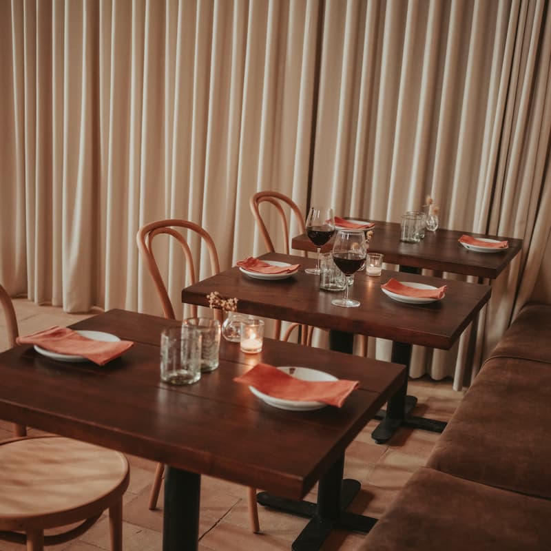 Cover Image for Dessert & Aperó w/ Jay Whiteside of Tiiiny’s at Juliette
