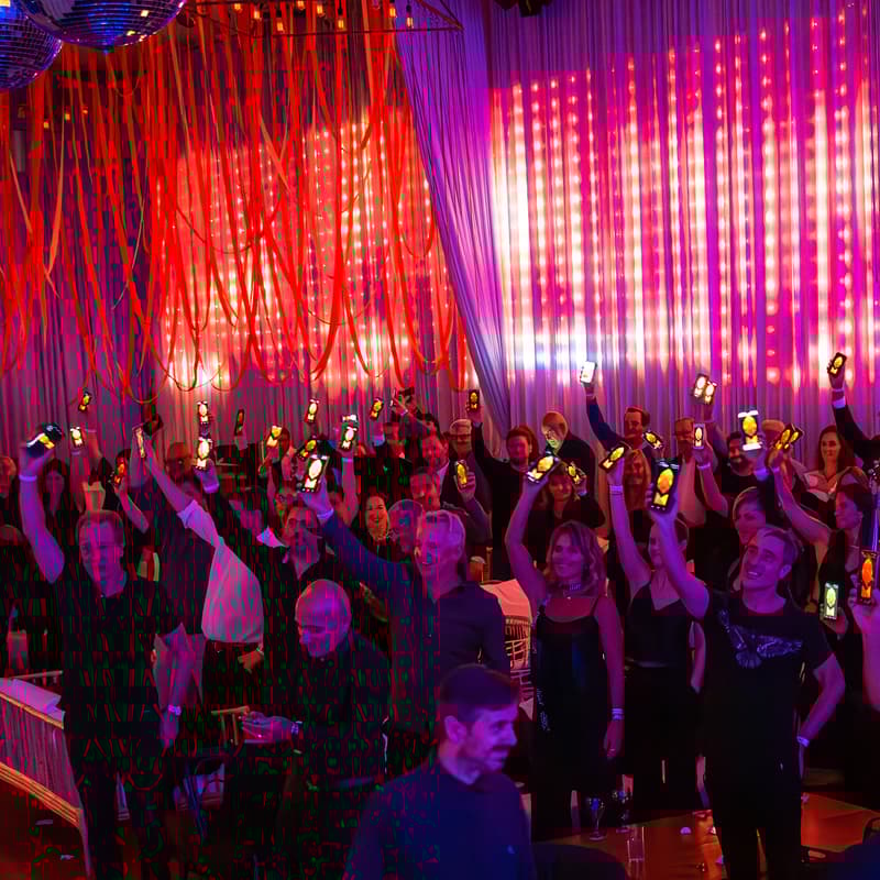 Cover Image for Charlas Alrededor del Fuego