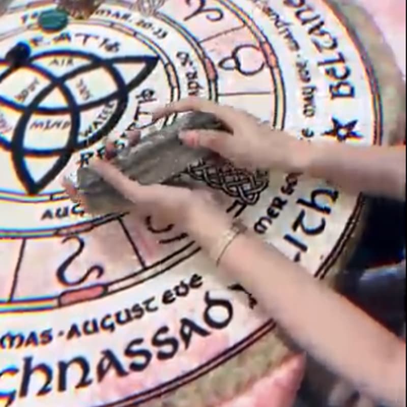 Cover Image for Thông điệp của vũ trụ (Messages from the Universe)