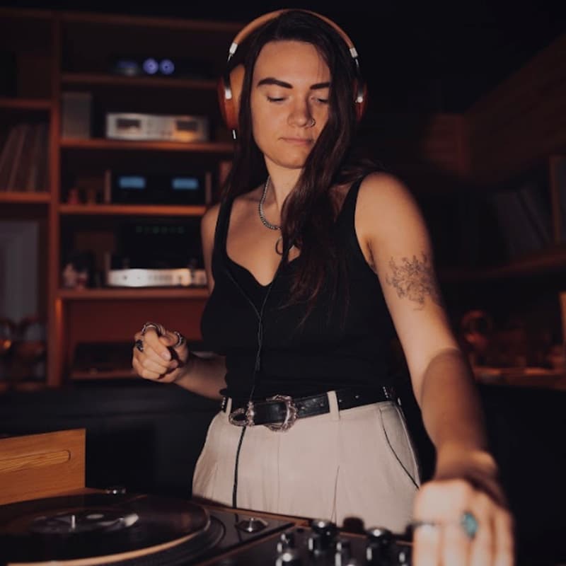 Cover Image for Late Night w DJ VO + Richard Aufrichtig