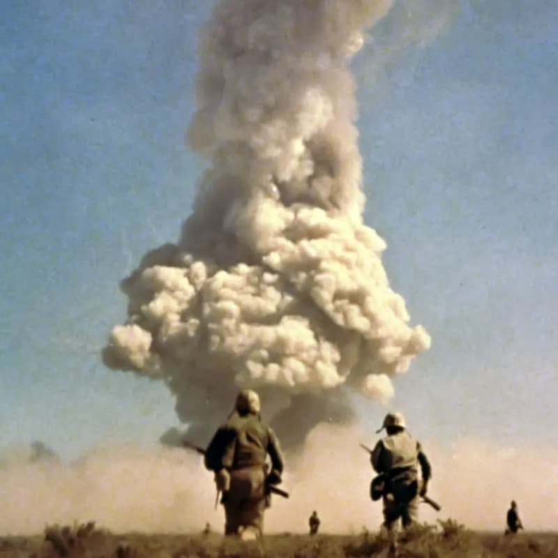 Cover Image for «Атомное кафе» (The Atomic Café), США, 1982 год. Джейн Лоудер, Кевин Рафферти и Пирс Рафферти