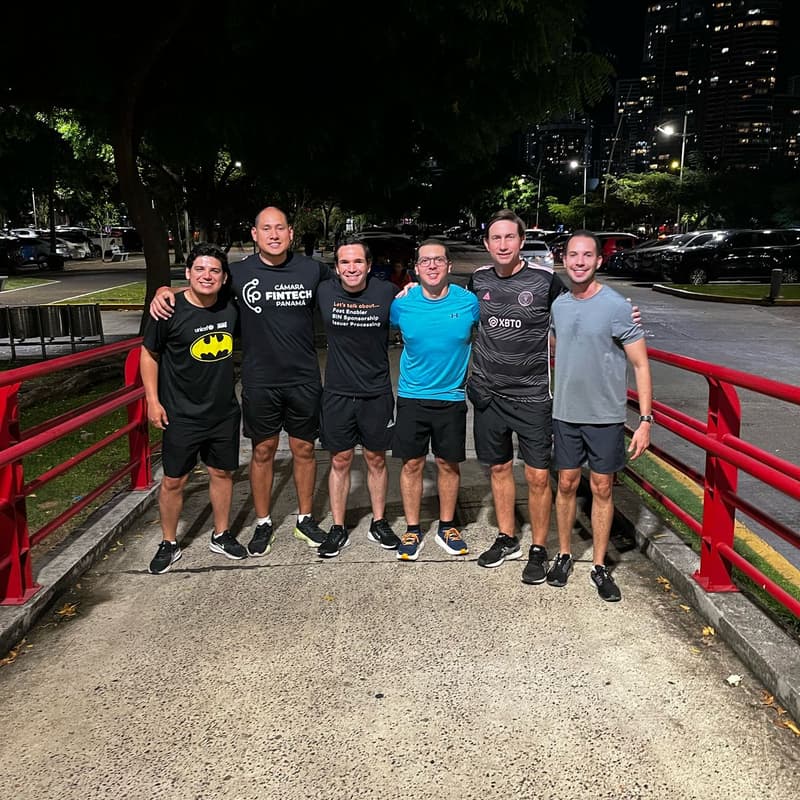 Cover Image for FinTech Runners en Cinta Costera 1