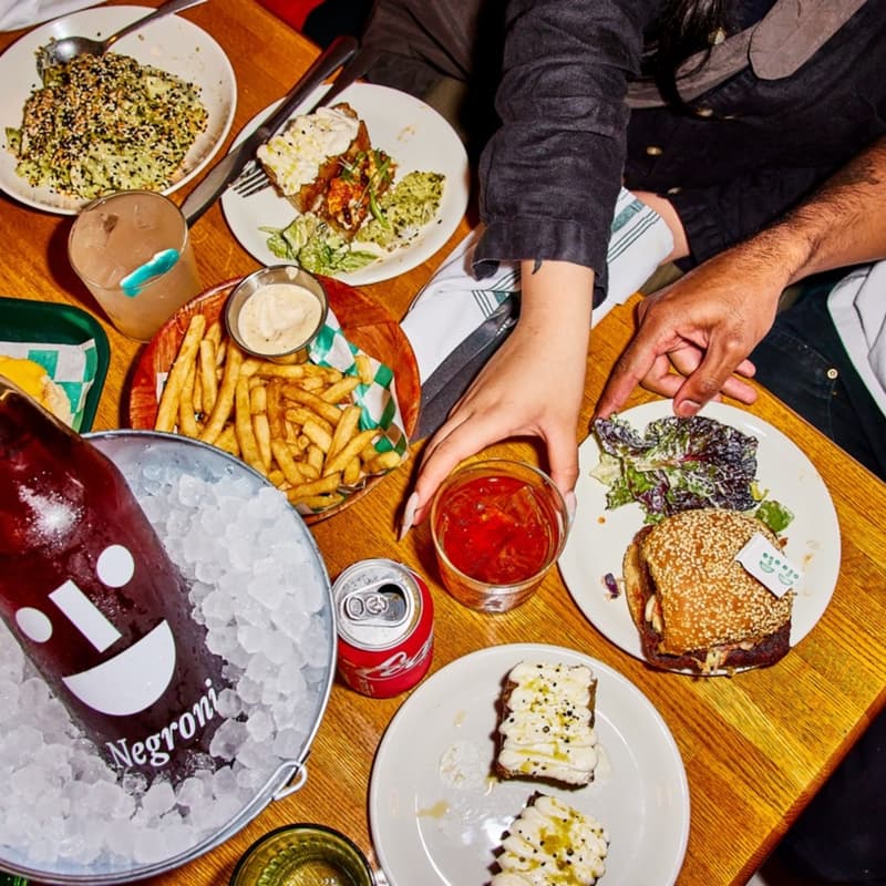 Cover Image for GT Dinner Crew: Middle Child Clubhouse