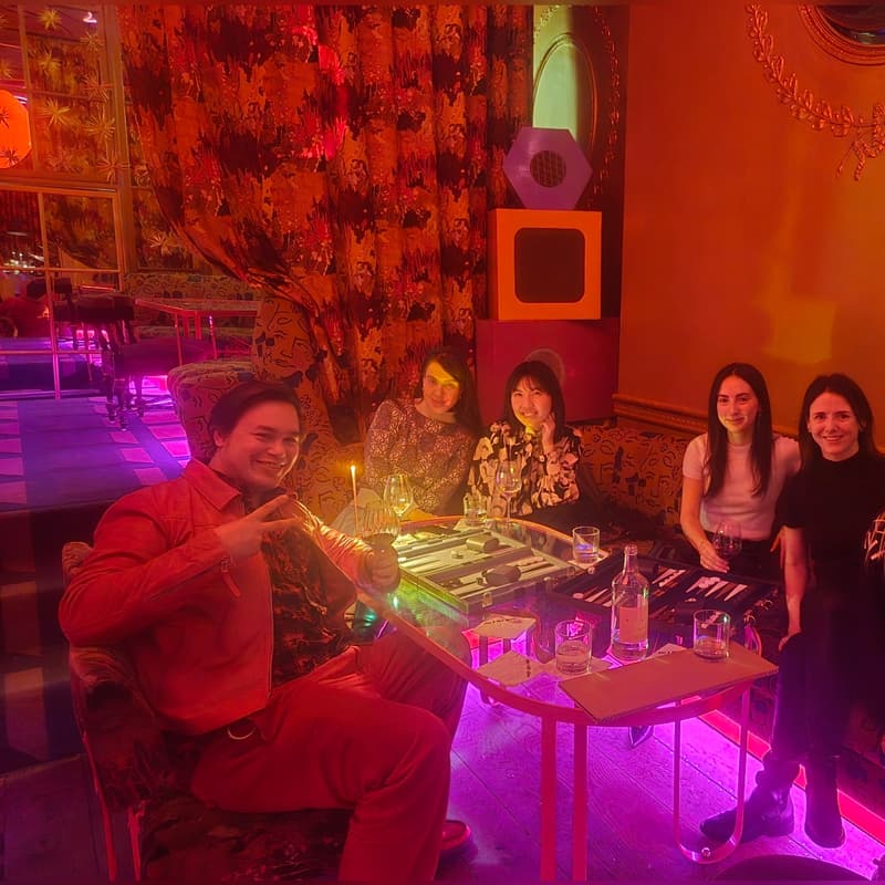 Cover Image for Backgammon Battle of the Sexes