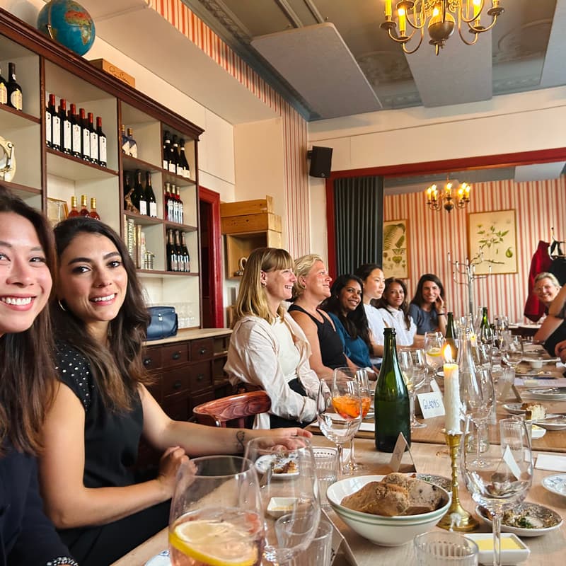 Cover Image for Mad Money Club: Negotiating - Your Price. Your Worth.