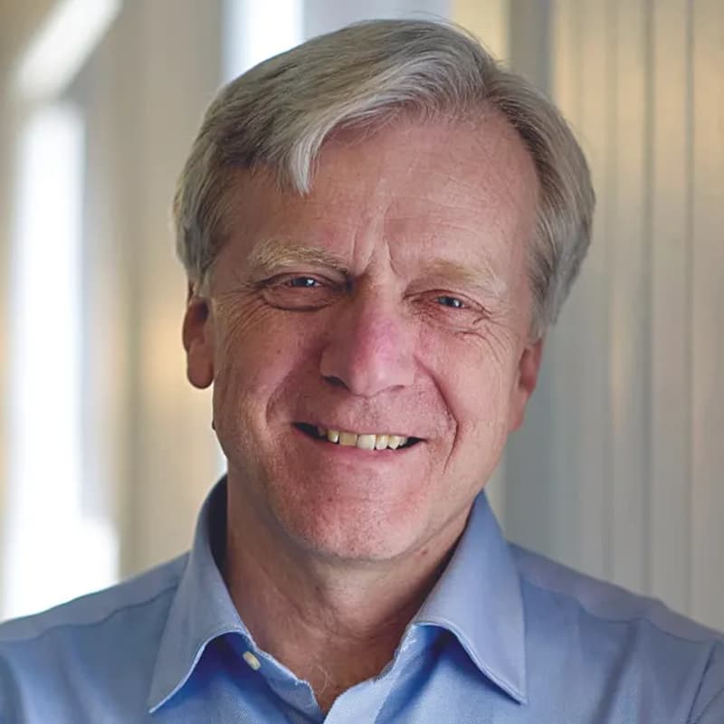 Cover Image for Bechtolsheim x IEEE