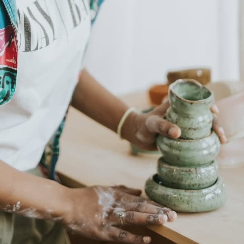 Cover Image for clay club: wall planters with angelique scott