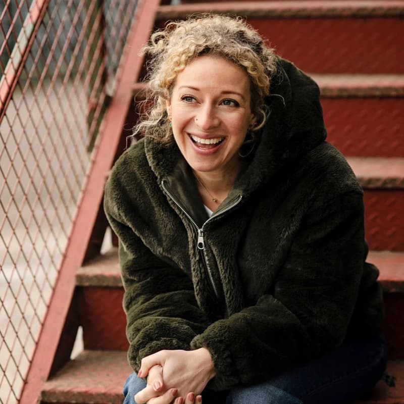 Cover Image for An Evening with Kate Moryoussef