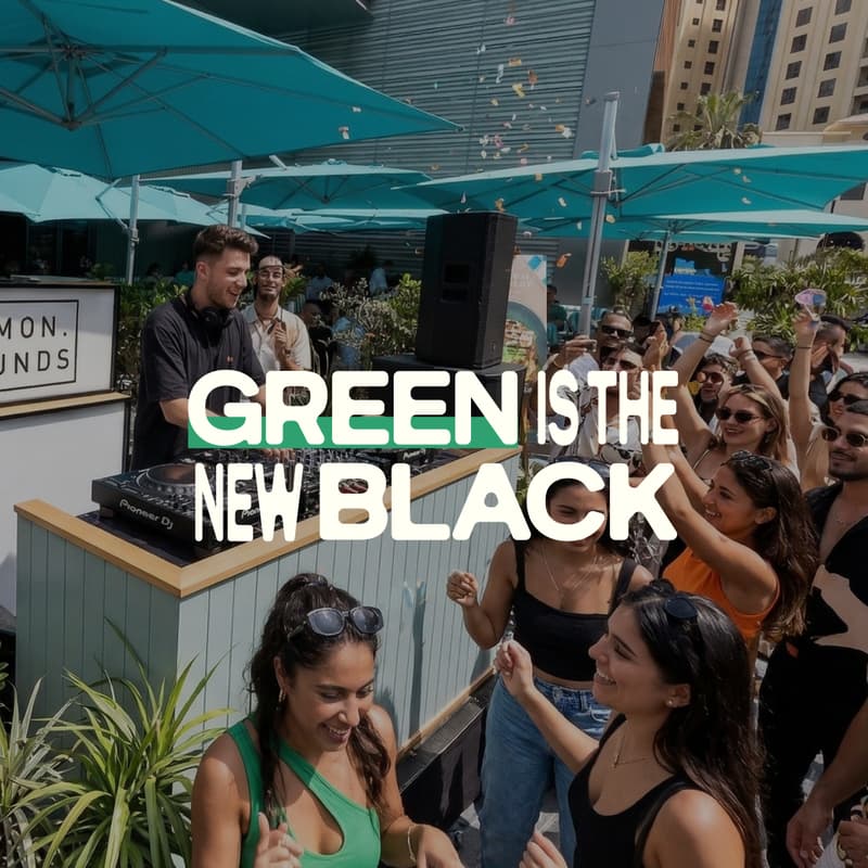 Cover Image for Green Is The New Black. Party