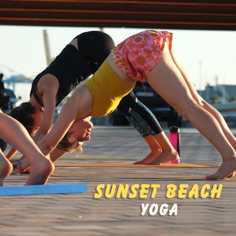 Cover Image for SUNSET BEACH YOGA #5 🌅 with Barcelona Digital Nomads (in English)