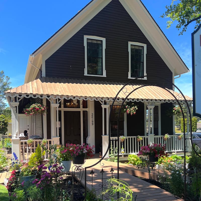 Cover Image for Afternoon Tea + Candle Making in Port Gamble
