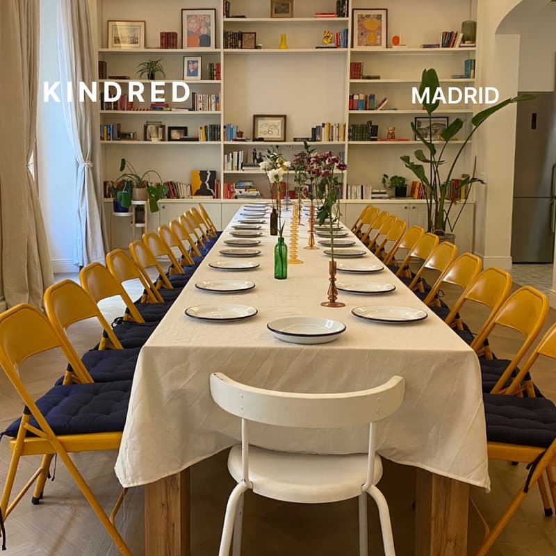 Cover Image for Kindred Madrid: Tapas Night at Caroline and Alejandro's Home