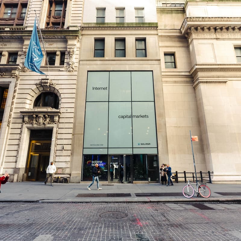 Cover Image for Solana on Wall St. Pop-Up