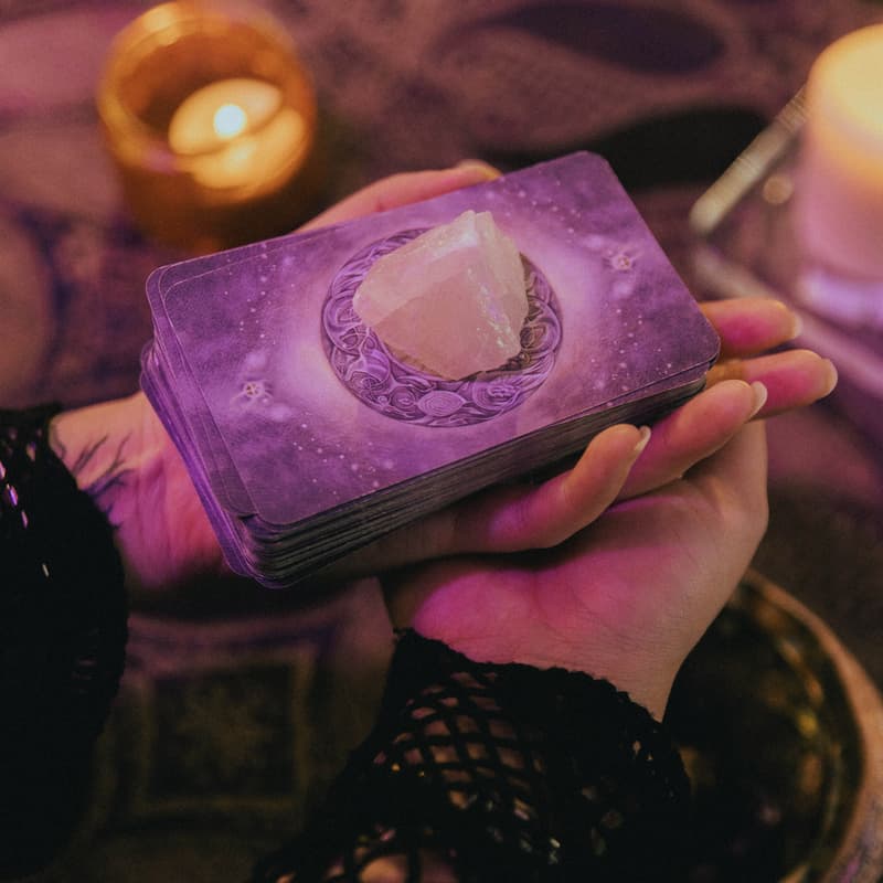Cover Image for Intro to Tarot Workshop 🎴💫 ONLINE