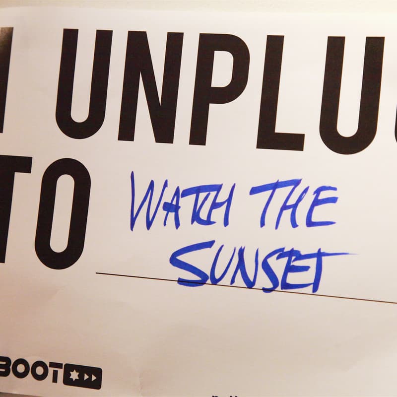 Cover Image for Shabbat Unplugged - Falling in Love…with the Moment