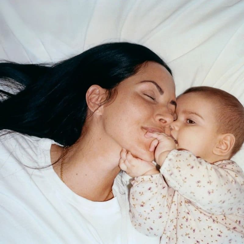 Cover Image for ME | SLEEP ESSENTIALS & WHAT EVERY MOM SHOULD KNOW BY MATERNAL MAYHEM