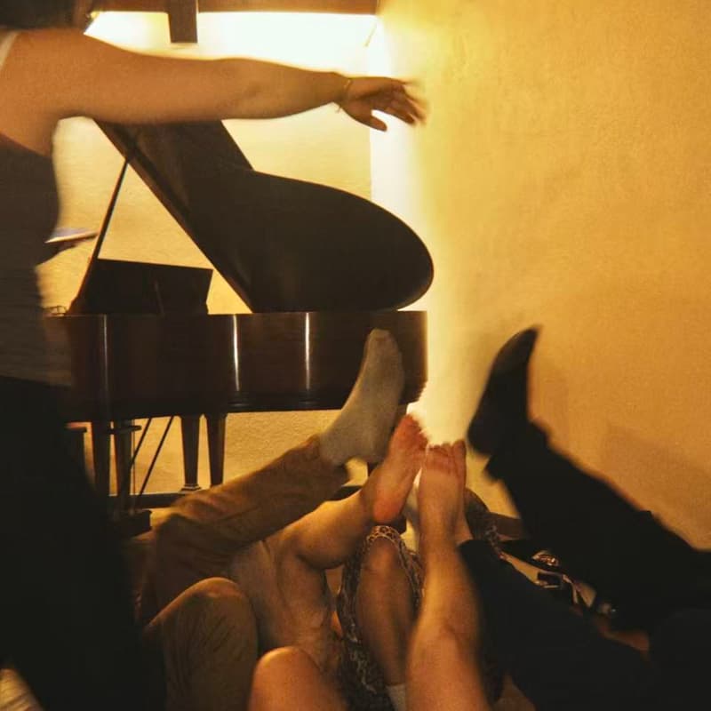 舞动即兴 · 聆听身体的声音 Listen to the sounds of your body and dance with it 的封面图片