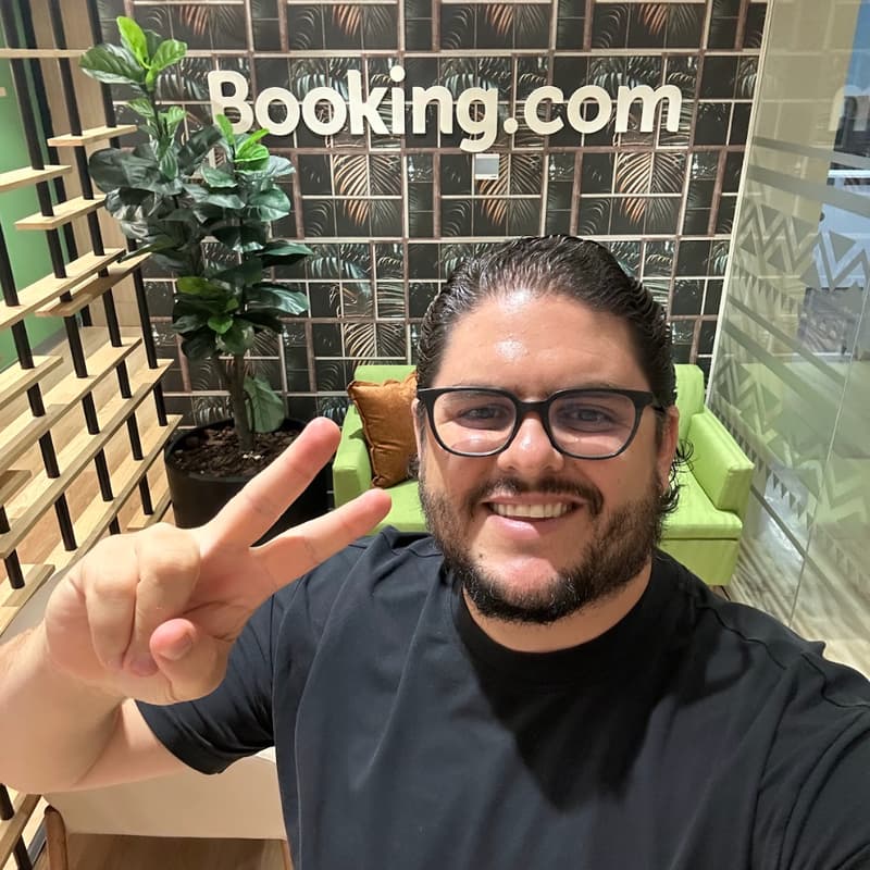 Cover Image for Desayuno de trabajo con Juan Pablo Tellez Giron de MundoBNB en Playa del Carmen