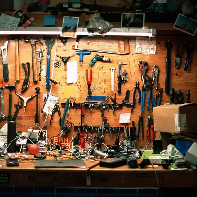 Cover Image for Rotating Mechanic's Class - All About Tools