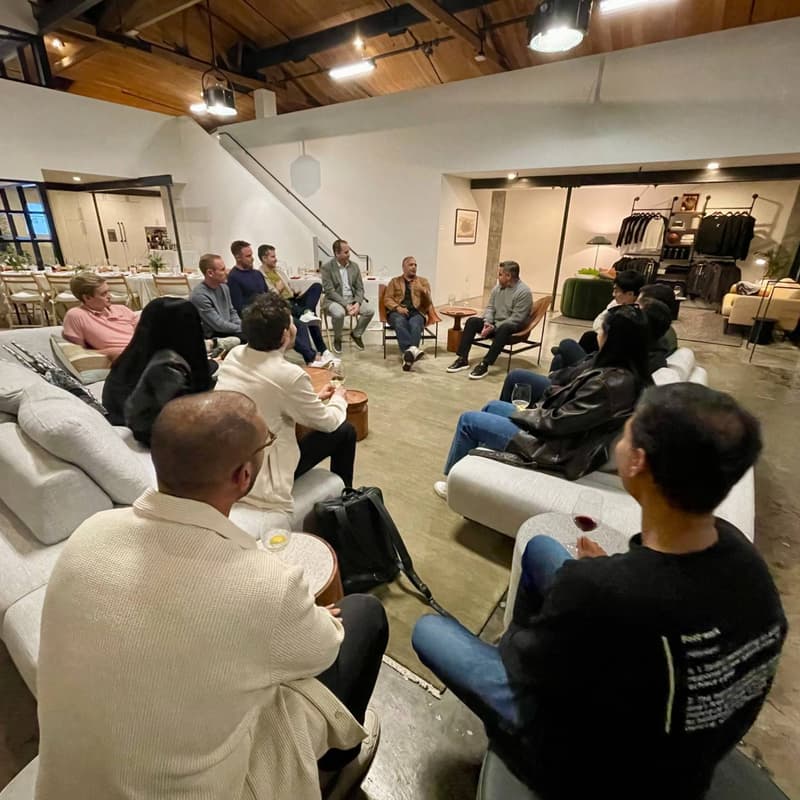 Cover Image for Holiday Hangout + Founder Dinner