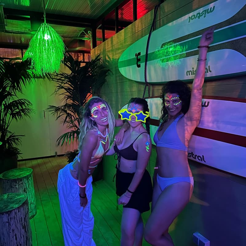 Cover Image for 🌕🏄🏼 FULL MOON PADDLE, CONCERT & NEON VIBES 🎨🌊