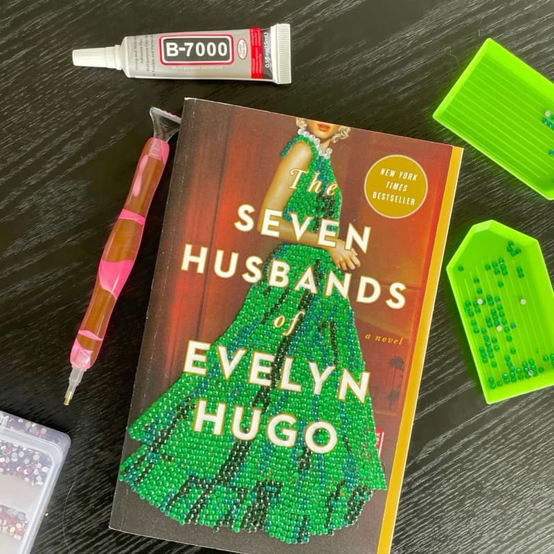 Cover Image for book club: book bedazzling