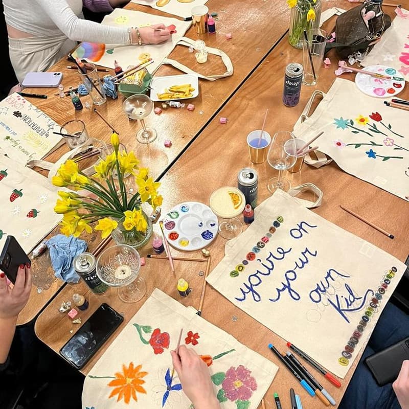 Cover Image for Paint and Sip