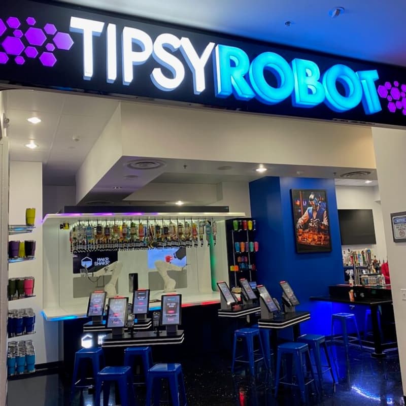 Cover Image for Tipsy Robot @ The Venetian - During re:Invent