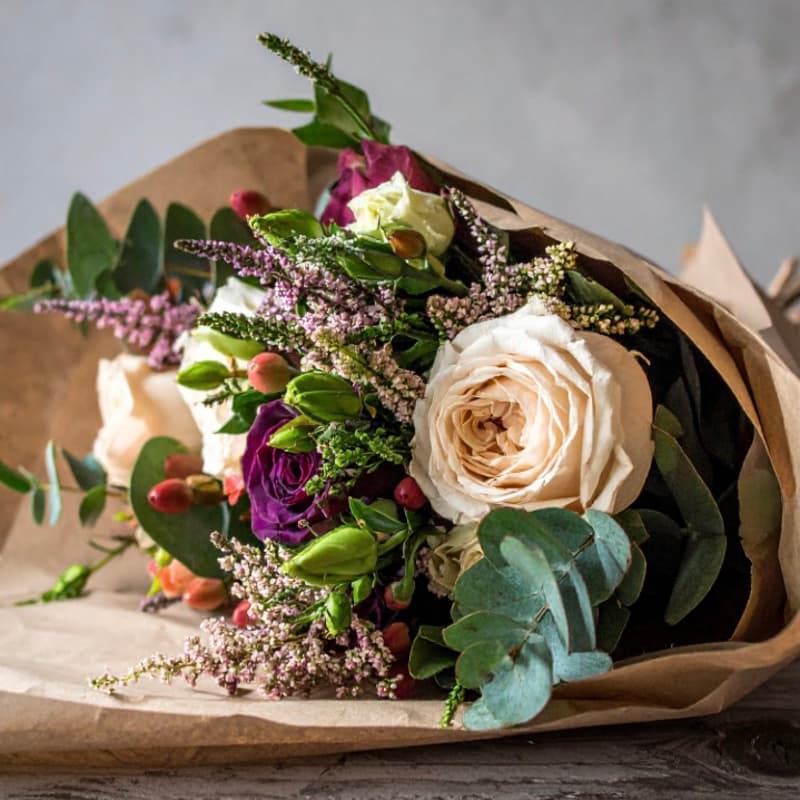 Cover Image for BUILD YOUR OWN BOUQUET (BYOB)