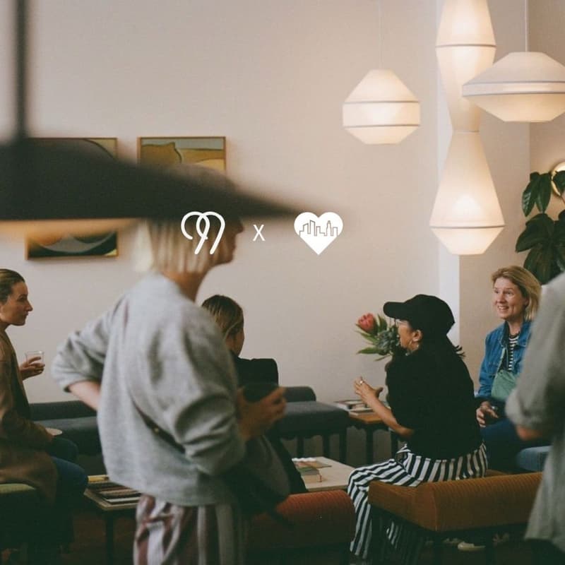 Cover Image for Fashionably Early: Fashion, Friends & Fresh Ideas
