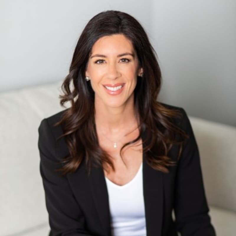 Cover Image for Shifting from Founder-led Sales to your First Sales Hire with Hilary Swan, Founder and Principal Consultant at Rebel Scout Consulting