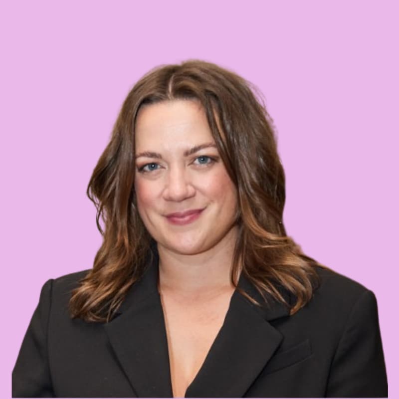 Cover Image for Numbers Don’t Lie: Finances + Forecasting for Founders with Sarah Jahnke, CEO & Co-Founder of Homecourt