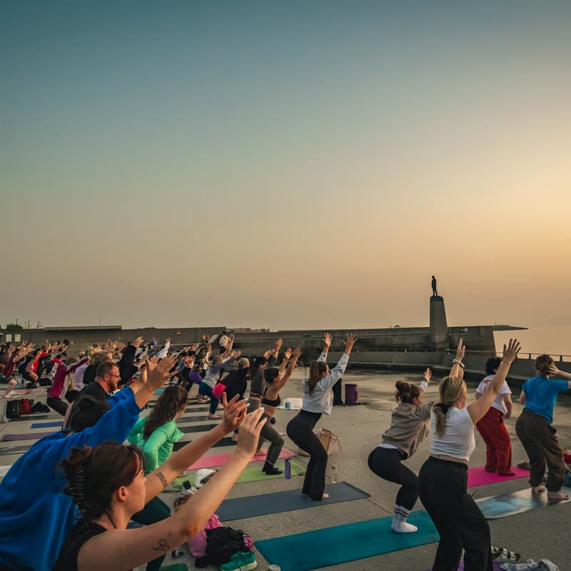 Cover Image for WINTER SUNRISE SESSION