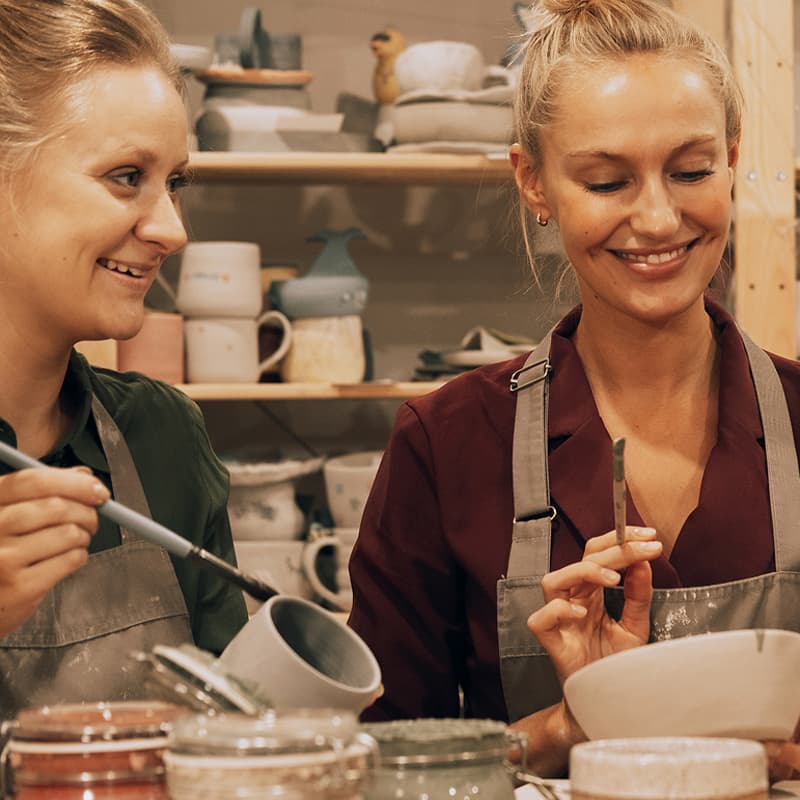 Cover Image for (Free) McAllen-area women's 35+ meetup, Claypot Painting