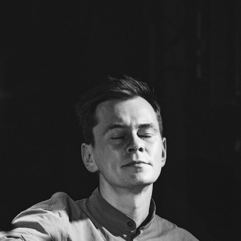 Cover Image for Вадик Королёв (OQJAV). Песни под гитару