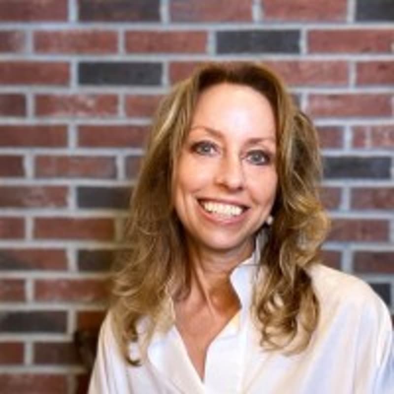 Cover Image for EFT for Couples Healing from Trauma - with Leanne Campbell