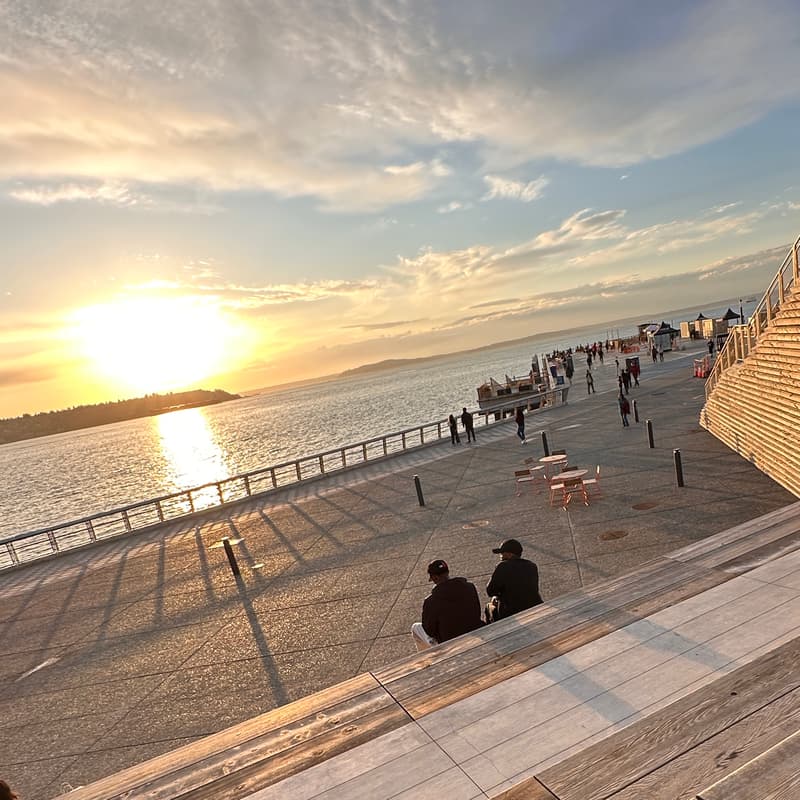 Cover Image for AI + Sun: AI Builders Sun-Soak Session